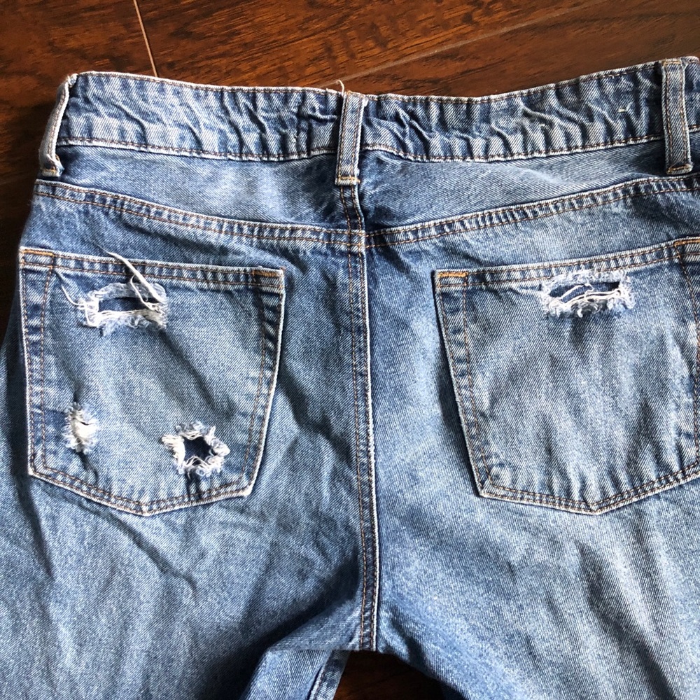Jeans - Picture 5 of 5